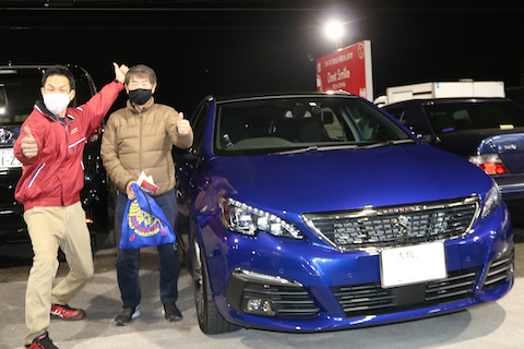 フロントガラス修理、当日修理希望を受付します！