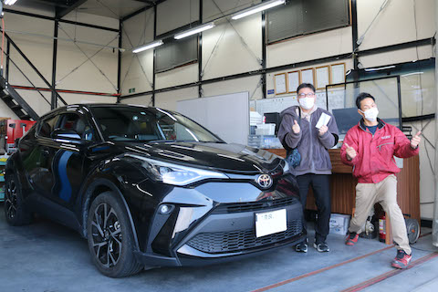 お出かけ先で当て逃げされたヘコミを即時修理