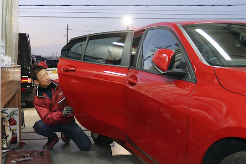 仙台からTwitterで紹介！大阪のヘコミ修理ならデントスマイル