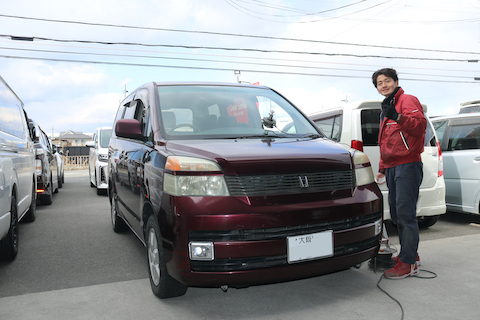 日・祝でもフロントガラス修理を当日受付修理します！