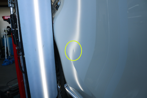 ハリアーのヘコミ修理は塗装しなくても綺麗に解決！