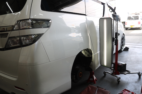 気になる小さいヘコミを綺麗に直せるデントリペア！