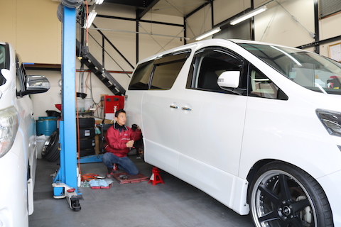 気になる小さいヘコミを綺麗に直せるデントリペア！