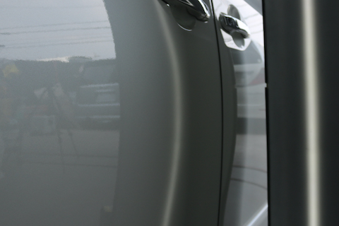 気になる小さいヘコミを綺麗に直せるデントリペア！