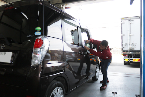 車のドア端っこのヘコミを15分〜で直す！