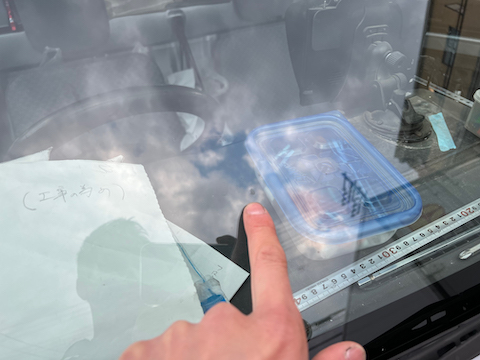 フロントガラスのひび割れ、当日修理受付します！