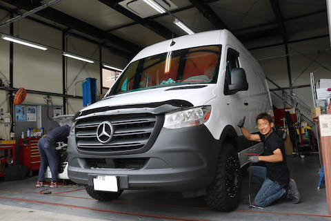 トラックでも乗用車でもへこみ修理はデントリペア！