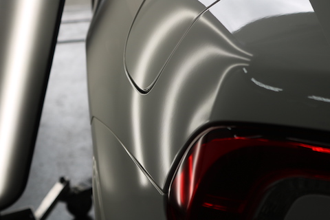 塗らないへこみ直しを探しデントスマイルに来店