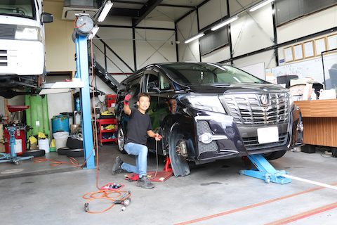 アルファード 202 ブラックのフェンダーのへこみを1時間で修理！