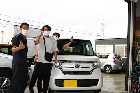 フロントガラス下側のひび割れも修理します！