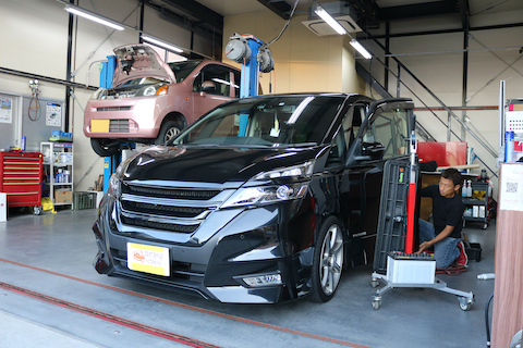 台風で被害続出のドアパンチのへこみを即時修理！