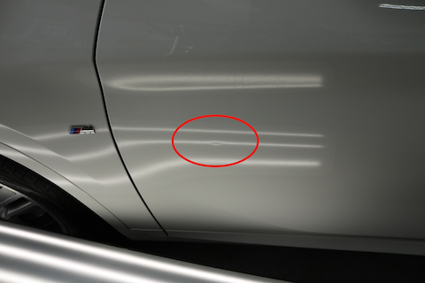 BMWでもドアのへこみなら15分程度で修理！