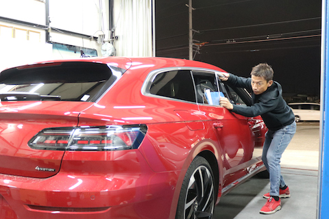 200kも以上の遠方から、へこみ修理のデントリペアでご来店！