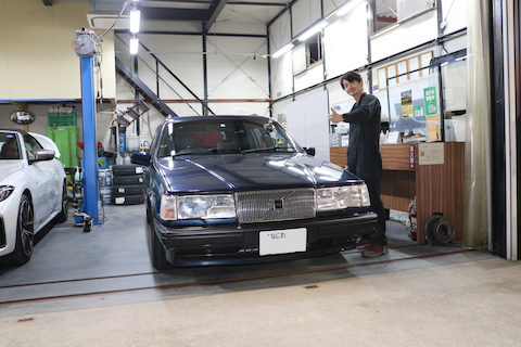 VOLVOのフロントガラスのひび割れ修理