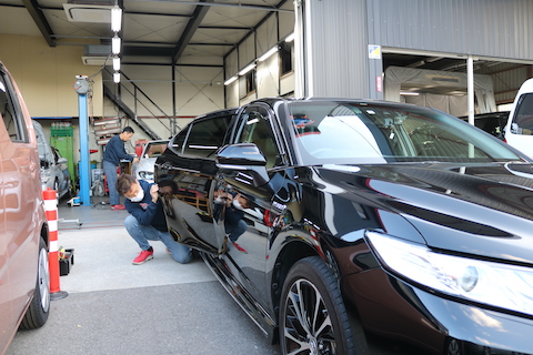 へこみができたその日に修理で綺麗に直ります！