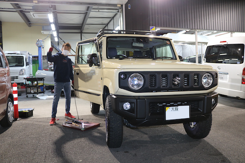 ジムニーのへこみ、修理跡残さない修理で査定に影響なし！