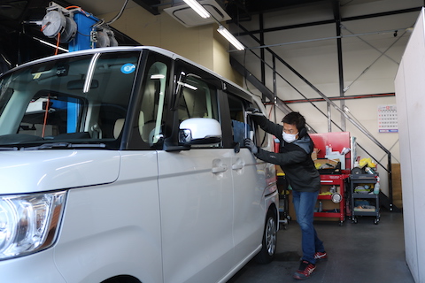 ドアのプレスラインをデントリペアで即時解決！