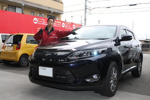 フロントガラスのひび割れ1時間程度で修理！