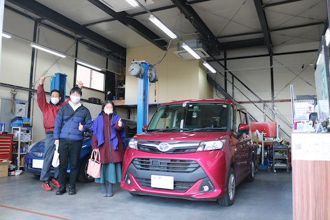 フロントガラスが割れ、気づいたその日に修理！