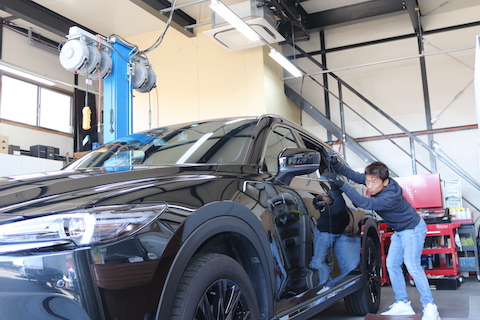 旅行先でドアパンチ被害！悔しい嫌な思いを即時修理解決！