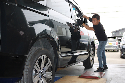 新車にへこみ、デントリペアなら即時修理で元通り！