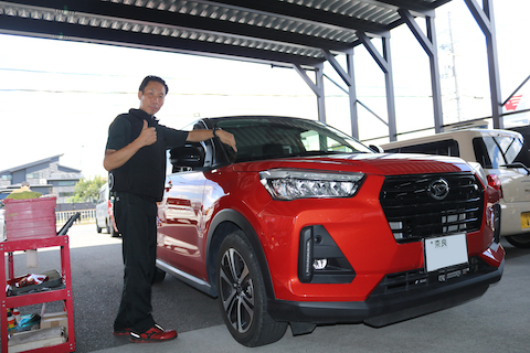 デントスマイルはフロントガラス修理を即時対応！