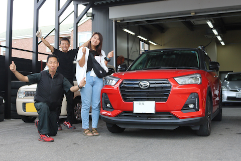 デントスマイルはフロントガラス修理を即時対応！