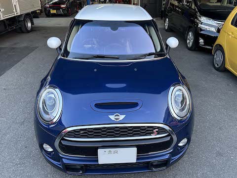 青色のコートテクトガラスもひび割れ修理可能！