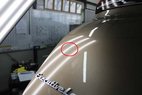 へこみ修理跡が気になる！デントリペアで修正可能