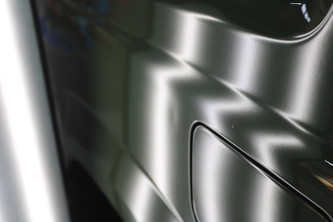 ジムニーのへこみを塗装しないデントリペア修理