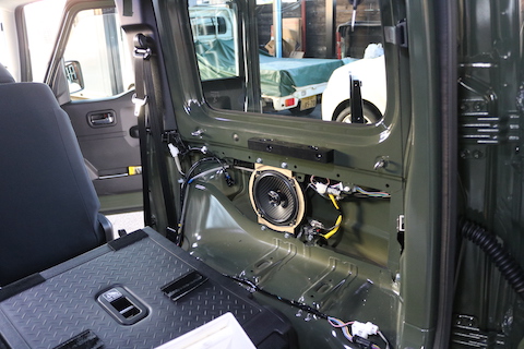 ジムニーのへこみを塗装しないデントリペア修理