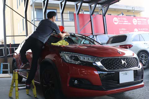 特殊なフロントガラスでもウインドリペア修理対応