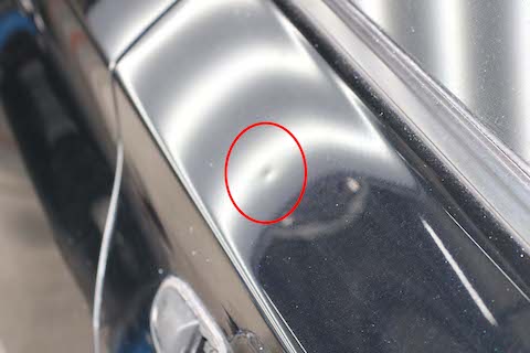 プリウスのドアへこみを塗装しないデントリペア修理