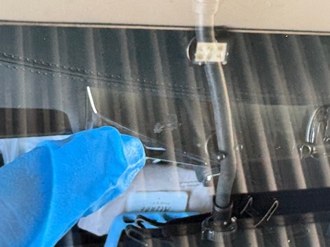 フロントガラスのひび割れ、いろんな傷に対応！