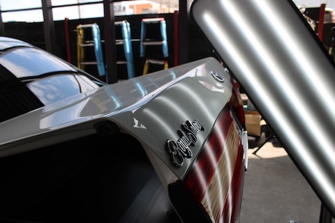 大切な愛車の凹みもデントリペアで塗装せずに美しく修復！