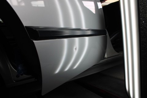 旧車BMWのへこみ修理をデントリペアで解決