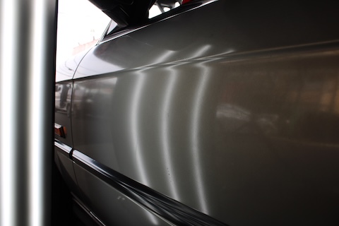 旧車BMWのへこみ修理をデントリペアで解決