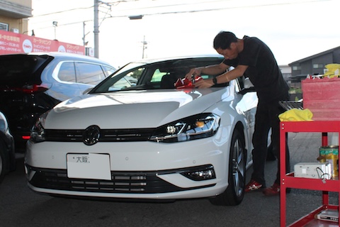 フロントガラス交換と言われたひび割れをウインドリペア修理