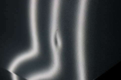 並行輸入クプラ・レオンのへこみをデントリペアで修復！