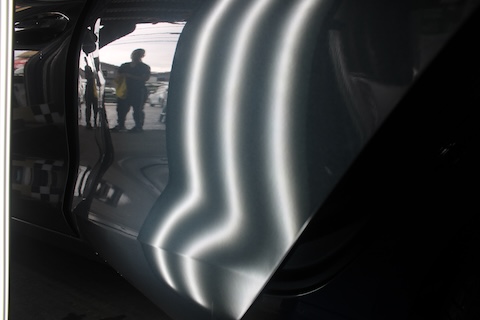 並行輸入クプラ・レオンのへこみをデントリペアで修復！