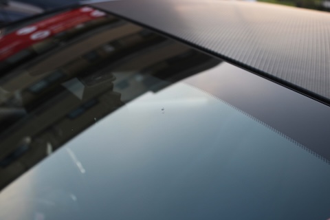 ヤリスのフロントガラスひび割れ修理をウインドリペアで対応！