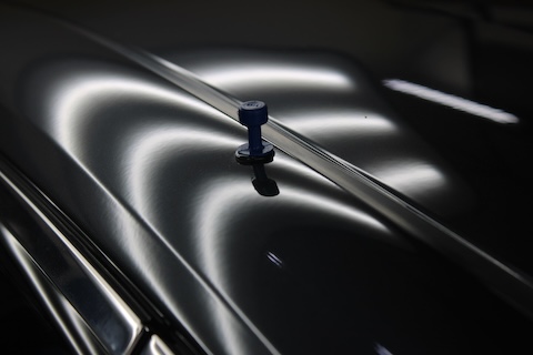 レクサスLBXのルーフサイド凹みをプーリングで修復！