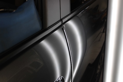 補強構造のある場所でもデントリペアで綺麗に復元