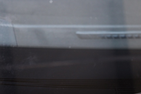 フロントガラスひび割れを即日修理！10cm以内の傷もウインドリペア対応可能