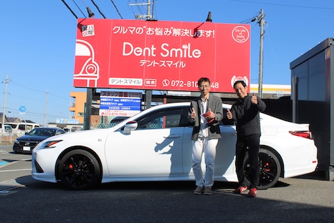 ESのドア上部にできた凹みをデントリペアで修復！難しい位置でもお任せ