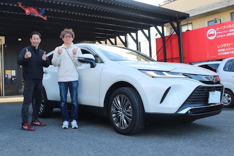 ハリアーのドアパンチ凹みをデントリペアで修復！100km離れた場所からのご依頼