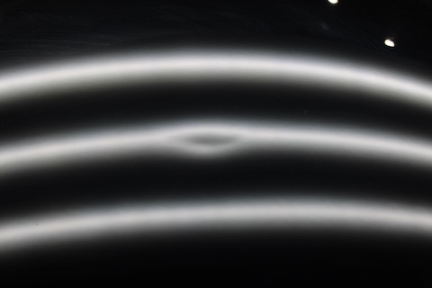 プリウスのアルミボンネット凹みも修理可能！塗装しないデントリペア