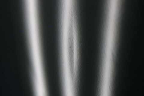 キャラバン 新車ドアパンチ修理を塗装しないデントリペア修理、交野市