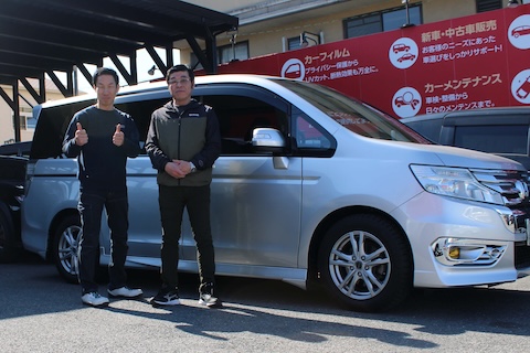 感謝の気持ちでいっぱい！お客様との大切な一枚