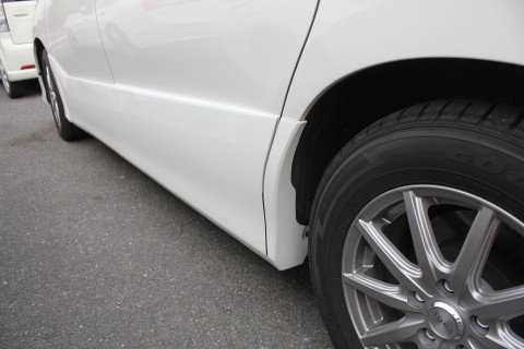 エスティマ板金塗装